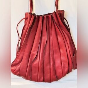 Lupo Barcelona Abanico accordian purse - deep red